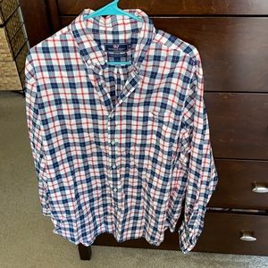 Vineyard vines men’s shirt!